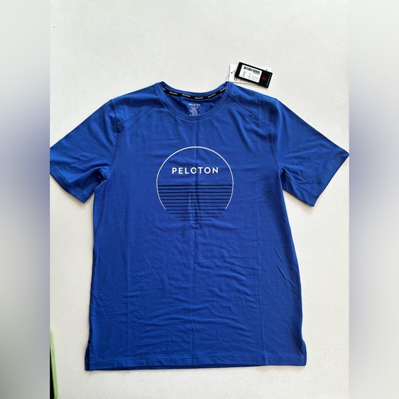 Peloton Men’s Light Lines Set In Short Sleeve - Picture 9 of 9